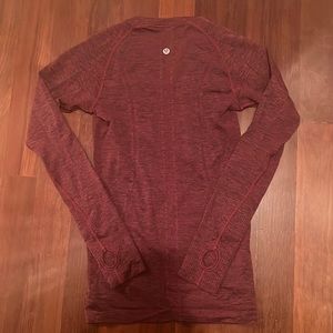 Lululemon long sleeve swiftly tech shirt size 4 burgundy